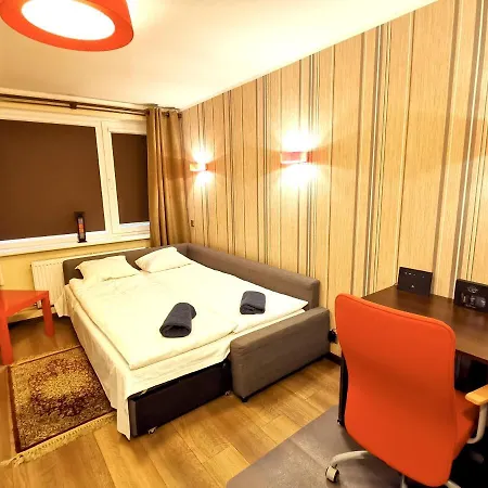 Vesetas Cosy Center Апартаменти *